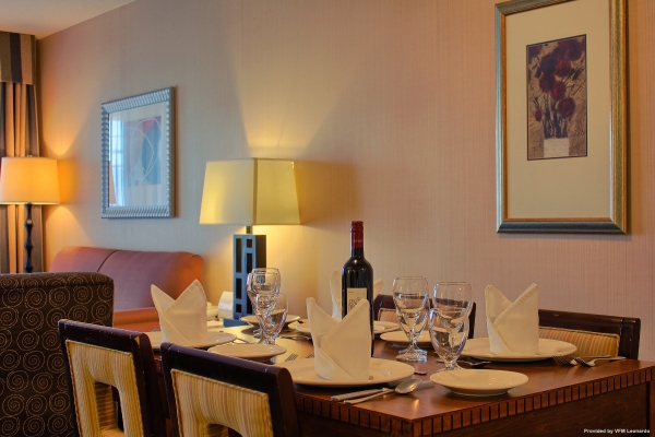 Holiday Inn & Suites OSOYOOS